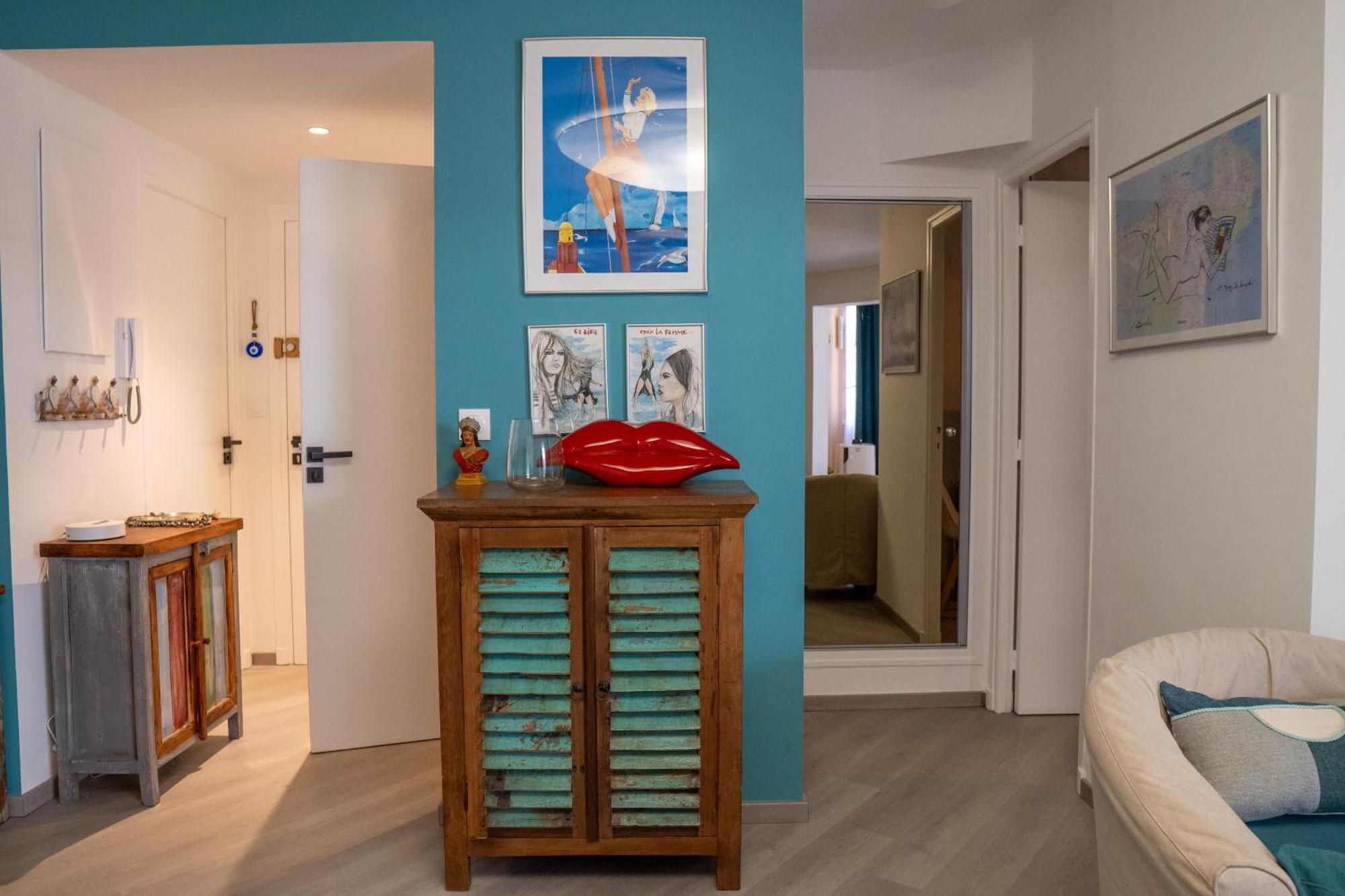 T2! 3 Ou 4 Personnes Centre Ville Neuf Avec Garage Sanary-sur-Mer Exterior foto